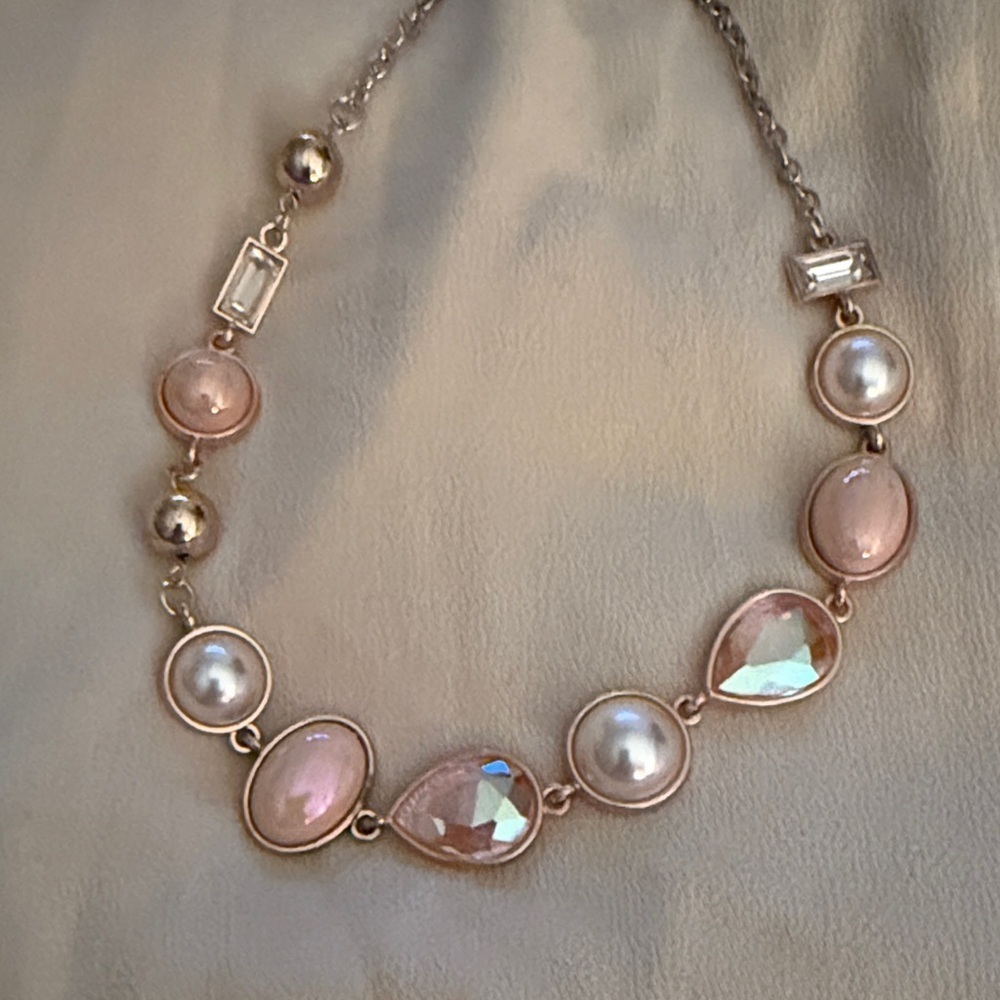 Elegant Pink and Silver Necklace